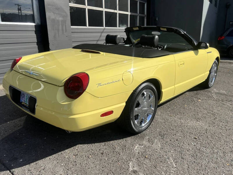 2002 Ford Thunderbird Deluxe