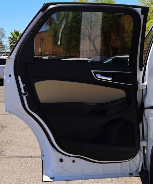 2020 Ford Edge SEL