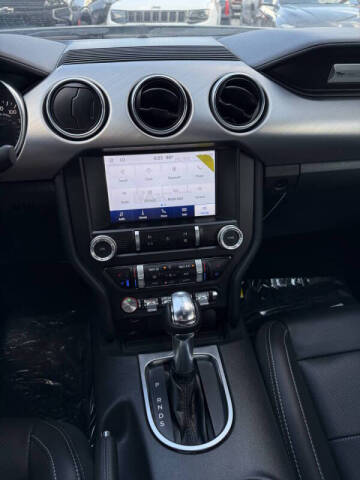 2022 Ford Mustang EcoBoost Premium