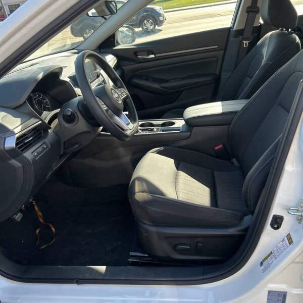 2025 Nissan Altima 2.5 SV