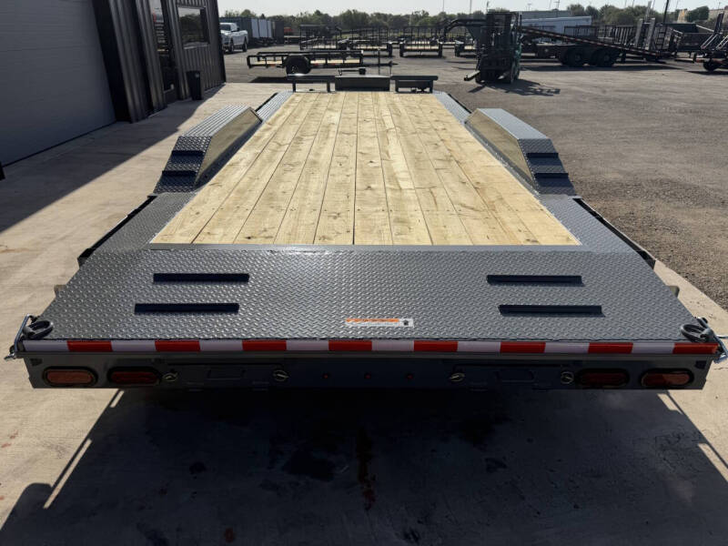 2026 La Costa Car Hauler