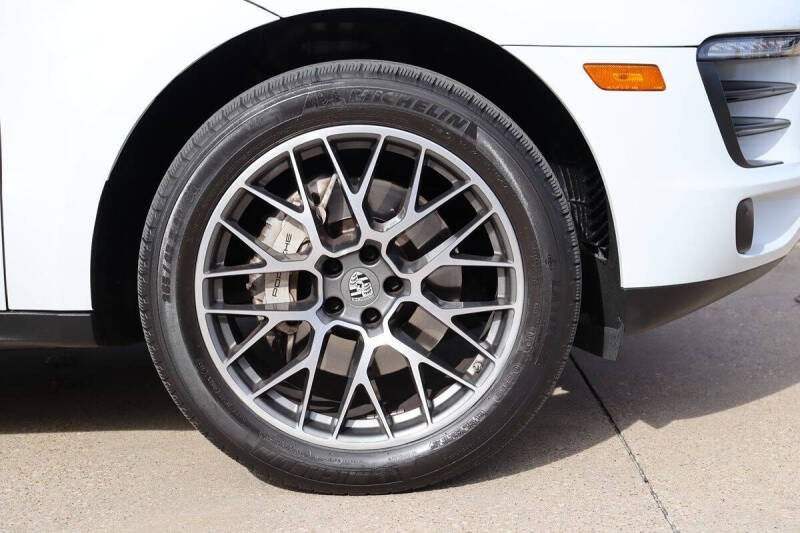 2017 Porsche Macan S