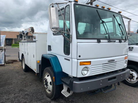 2003 Freightliner FC70 for sale at DirtWorx Equipment - Trucks in Woodland WA