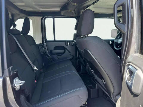 2025 Jeep Wrangler Rubicon X 4xe