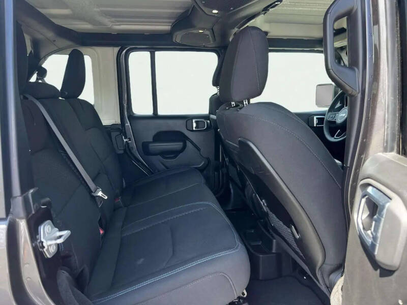 2025 Jeep Wrangler Rubicon X 4xe