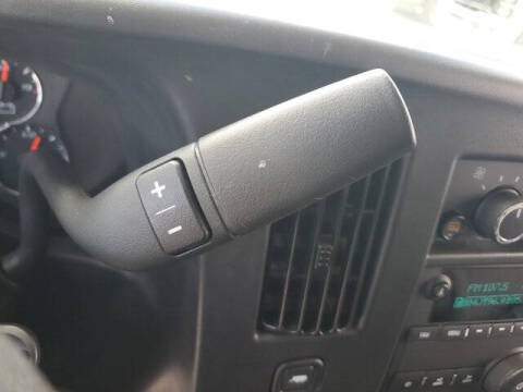 2025 Chevrolet Express LT 3500