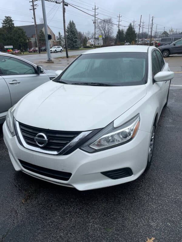 Nissan Altima's photo