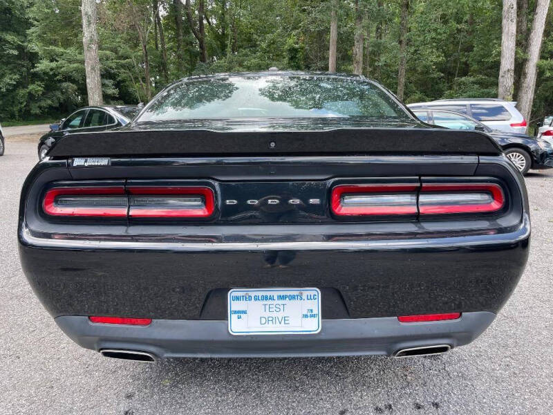 2018 Dodge Challenger SXT