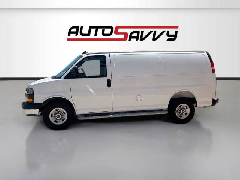 2025 GMC Savana 2500
