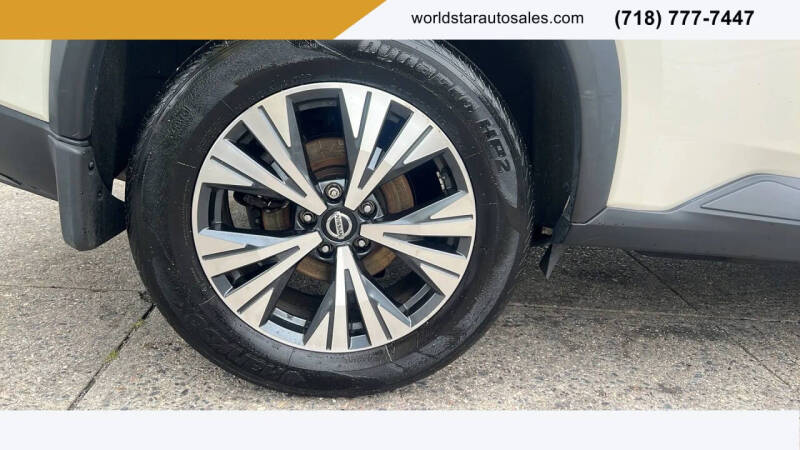 2021 Nissan Rogue SV