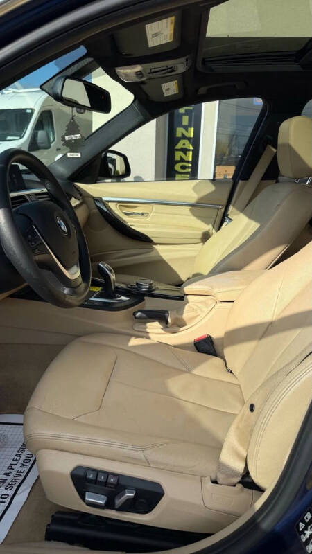 2016 BMW 3 Series 328i xDrive