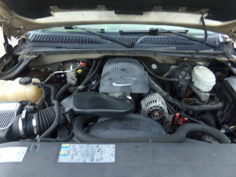 2004 Chevrolet Silverado 1500 LS