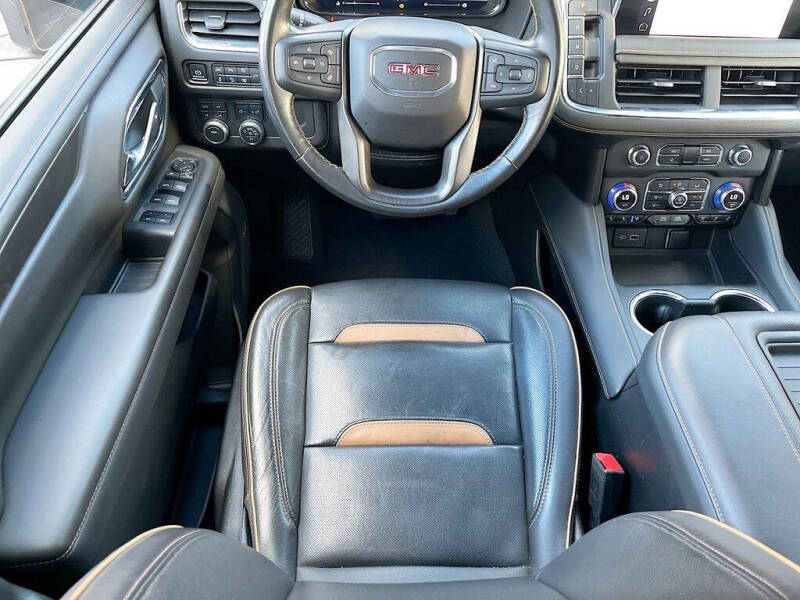 2022 GMC Yukon AT4