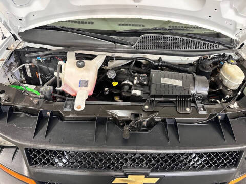 2017 Chevrolet Express 2500