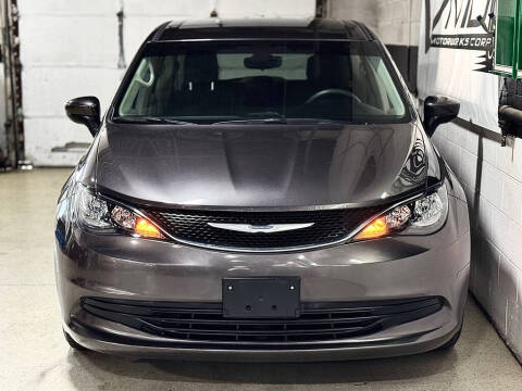 2017 Chrysler Pacifica Touring