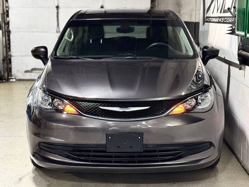 2017 Chrysler Pacifica Touring