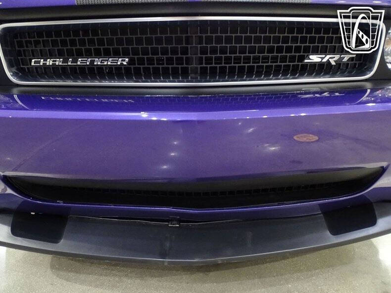 2010 Dodge Challenger SRT8