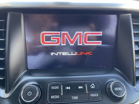 2017 GMC Acadia SLE-2