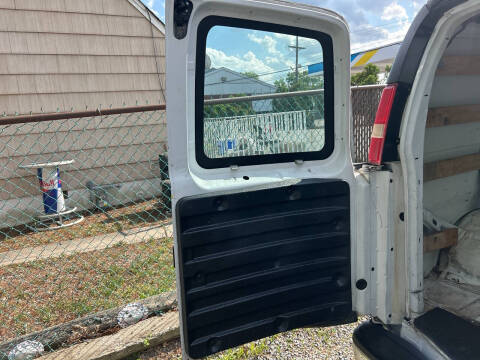 2015 GMC Savana 2500