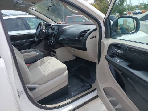 2013 Dodge Grand Caravan SE