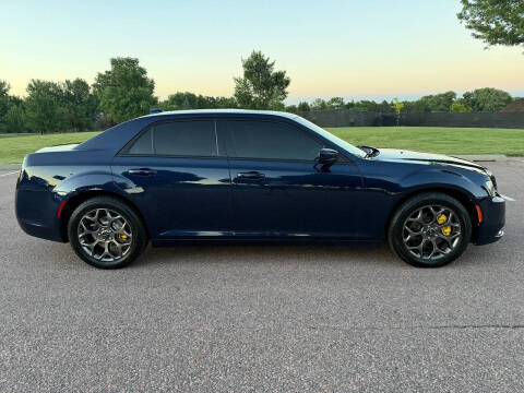 2016 Chrysler 300 S