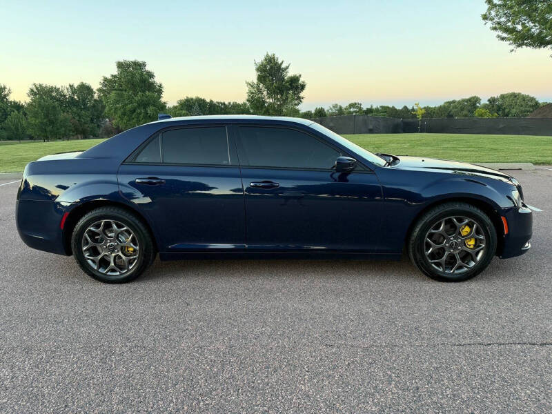 2016 Chrysler 300 S