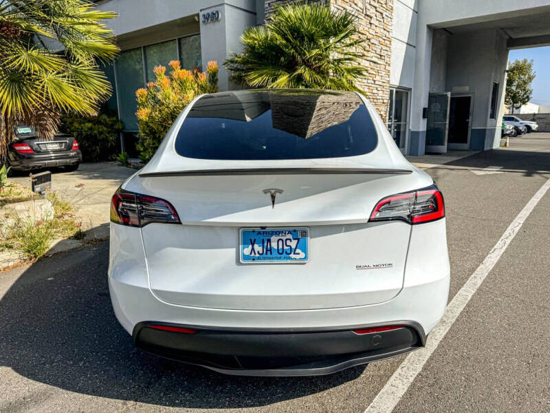 2025 Tesla Model Y Performance
