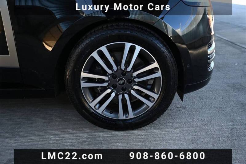 2023 Land Rover Range Rover P530 SE