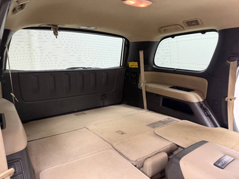 2011 Toyota Sequoia Platinum