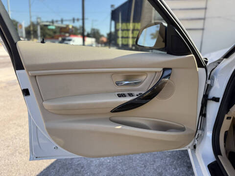 2016 BMW 3 Series 320i