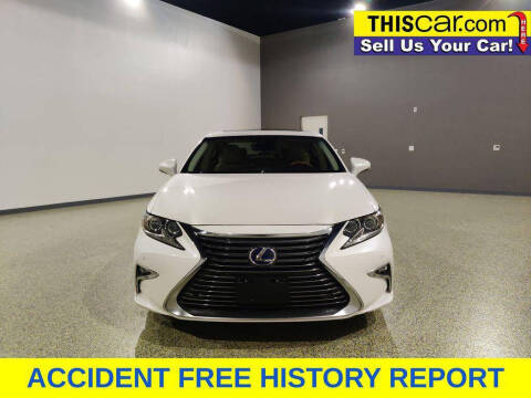 2017 Lexus ES 300h