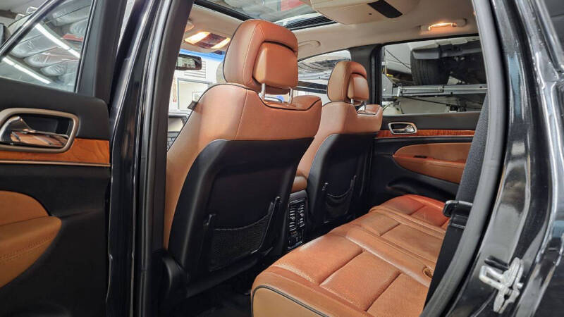 2013 Jeep Grand Cherokee Overland Summit