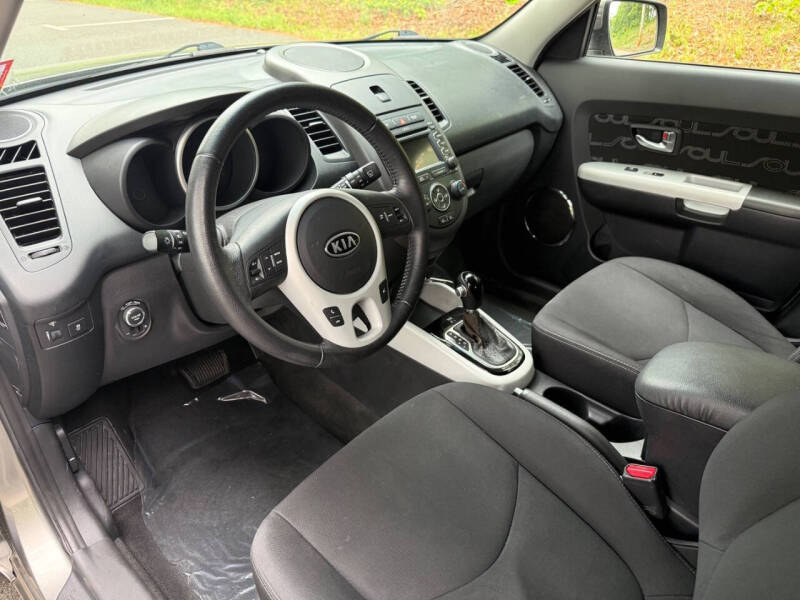 2012 Kia Soul +