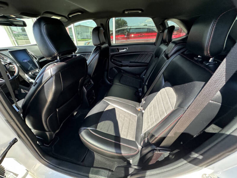 2022 Ford Edge ST-Line