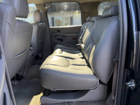 2004 GMC Yukon XL 1500 SLT