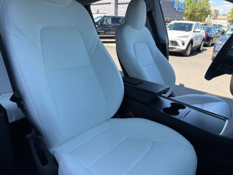 2025 Tesla Model Y Long Range
