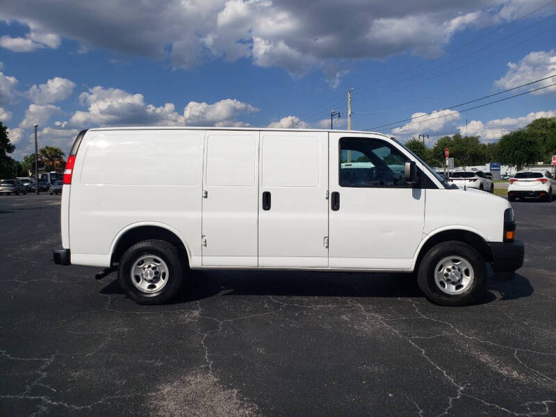 2021 Chevrolet Express 2500