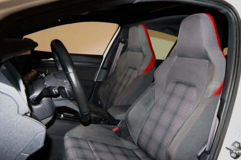 2022 Volkswagen Golf GTI SE