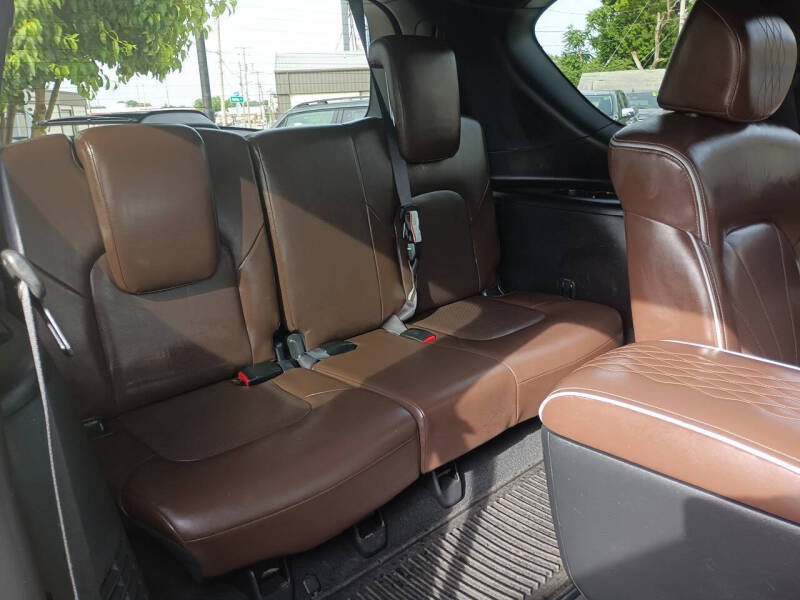 2015 Infiniti QX80