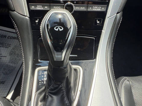 2022 Infiniti Q50 Luxe