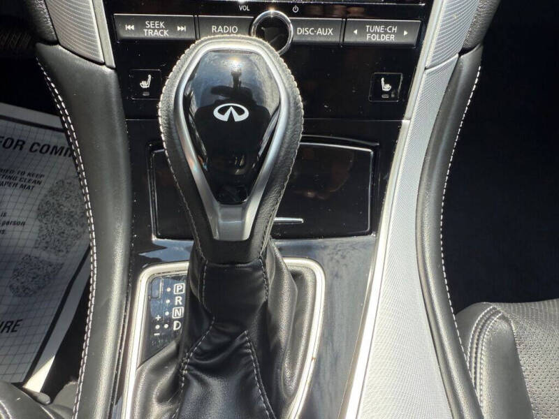 2022 Infiniti Q50 Luxe