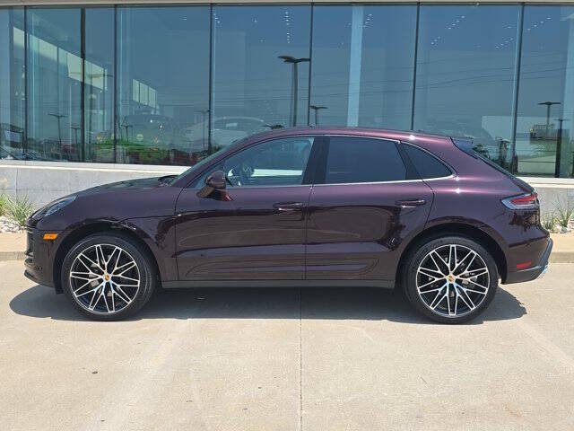 2025 Porsche Macan