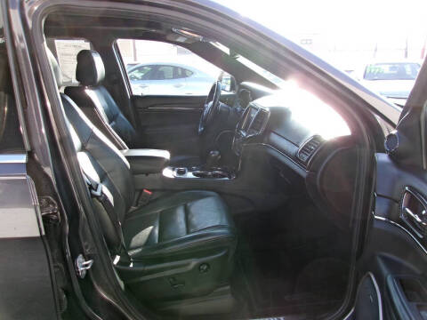 2016 Jeep Grand Cherokee Summit