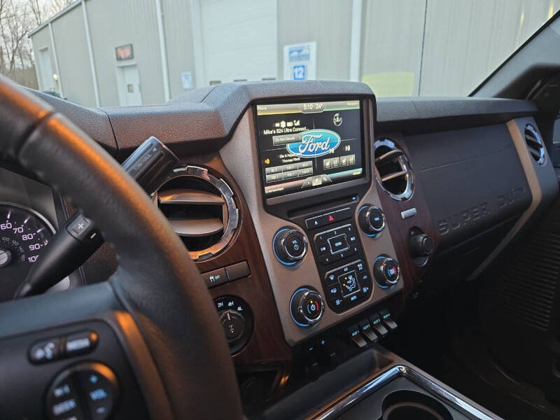 2015 Ford F-350 Super Duty Lariat