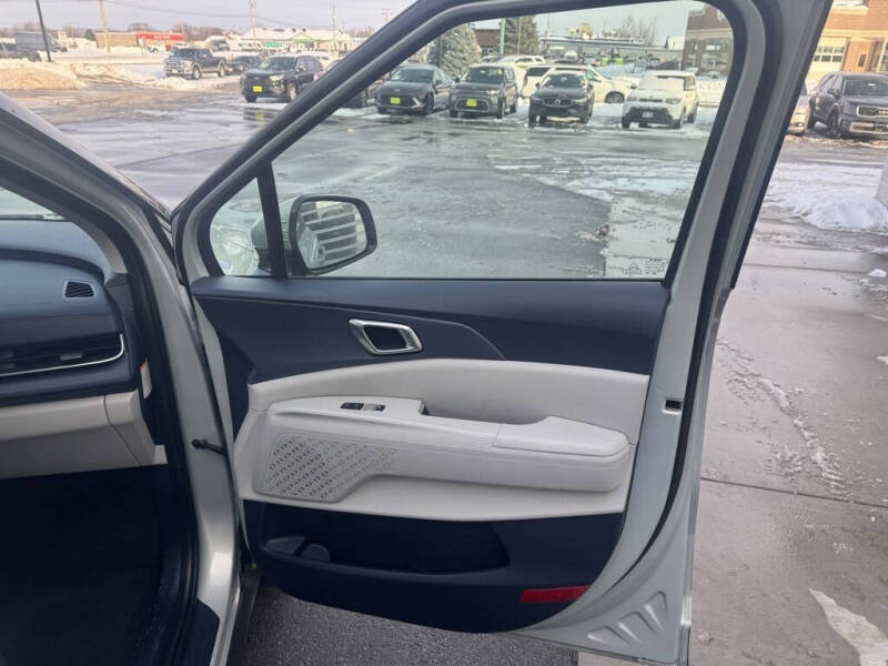 2025 Kia Carnival Hybrid EX