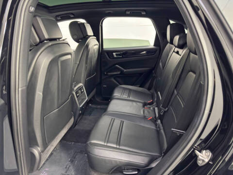 2020 Porsche Cayenne E-Hybrid