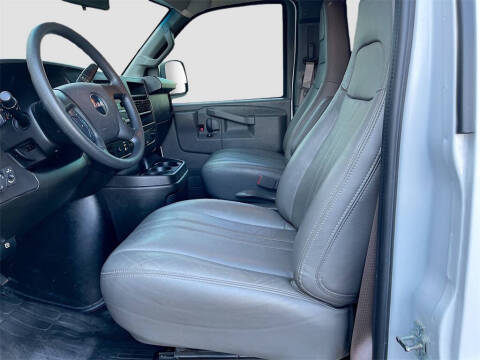 2024 GMC Savana 2500