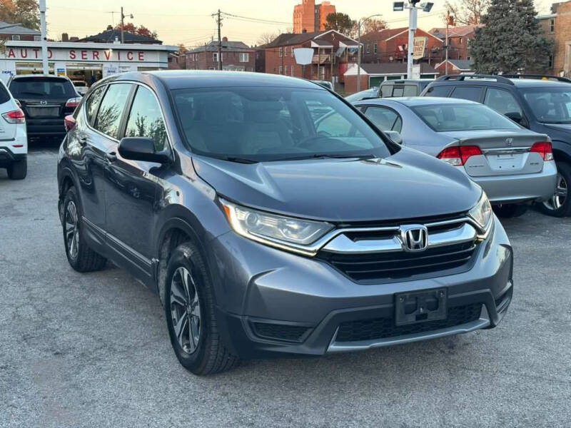 2017 Honda CR-V LX's photo