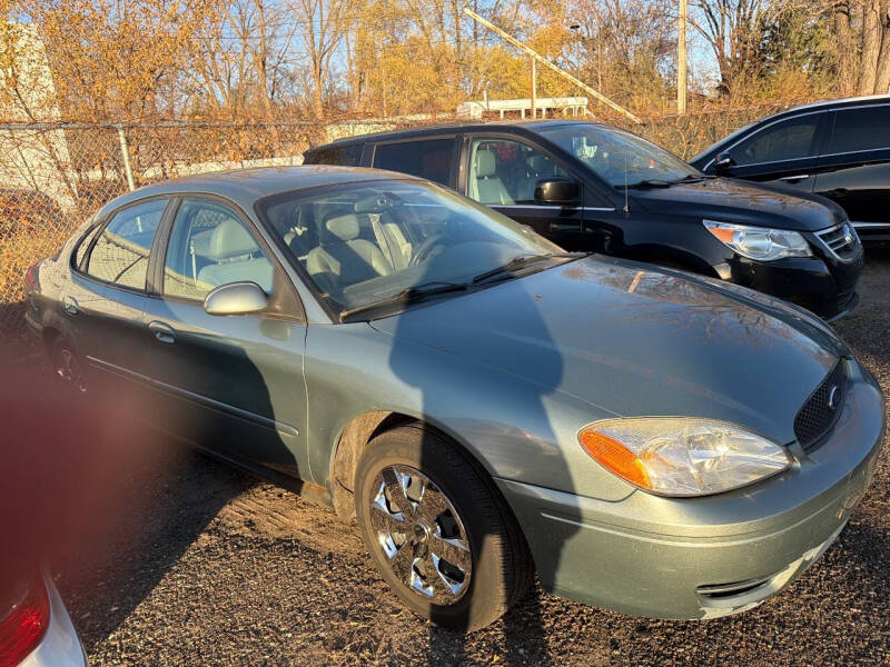 2005 Ford Taurus SEL