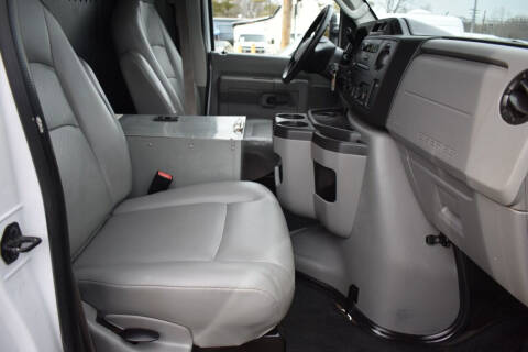 2014 Ford E-Series E-150